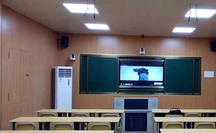 海南海口某中學(xué)吸音板工程